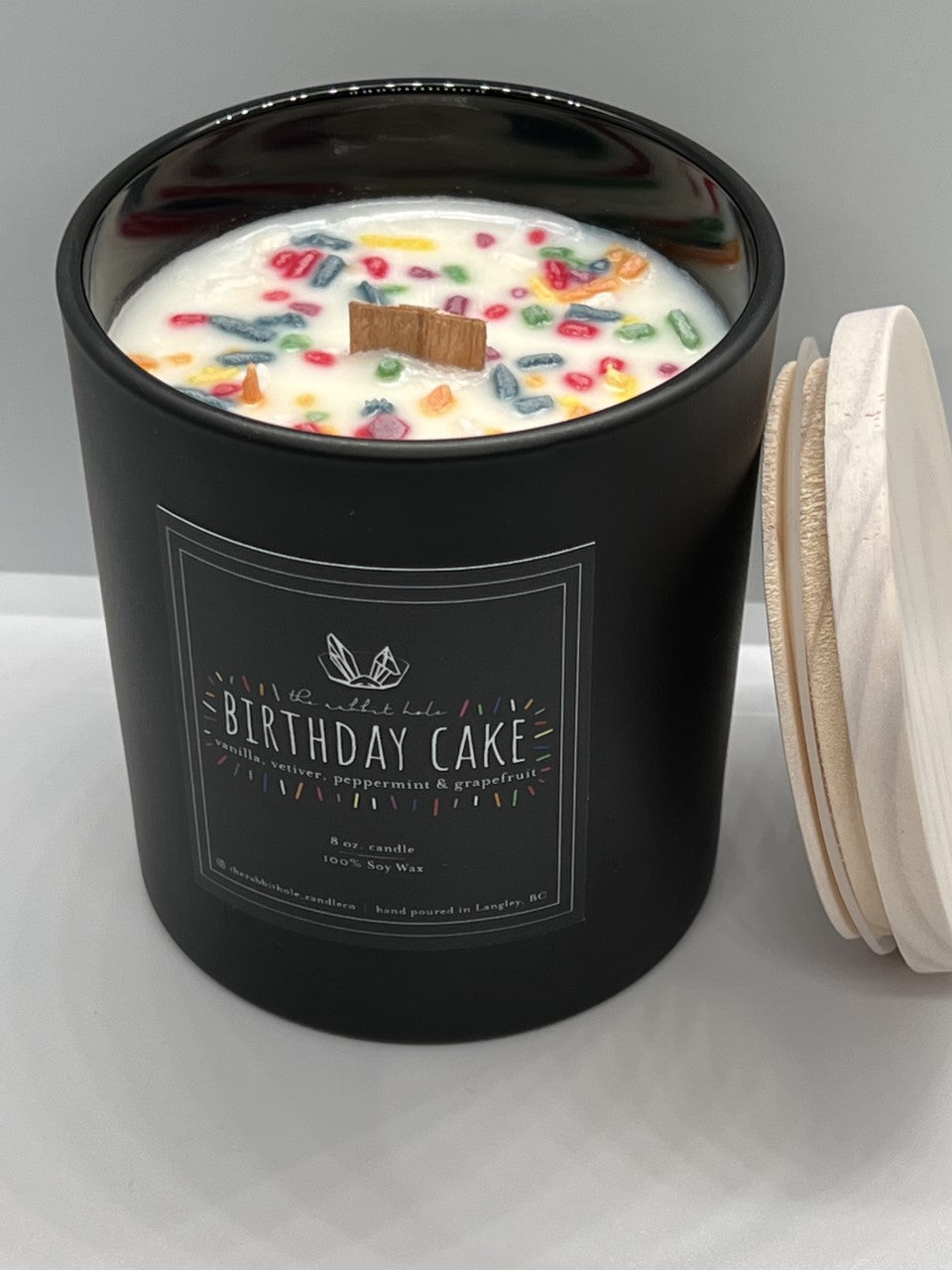 Birthday Cake| 8 oz. Soy Wax Essential Oil Wood Wick Lux Vessel